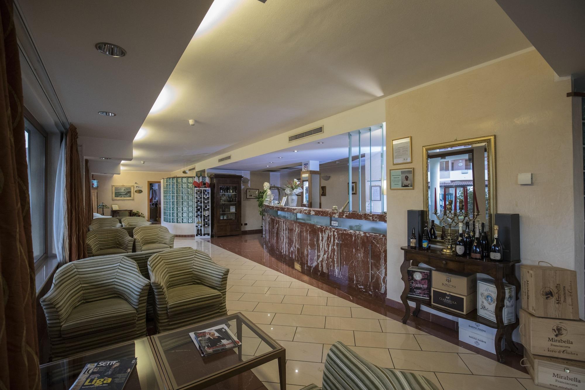 La Fonte Hotel Ome Екстер'єр фото