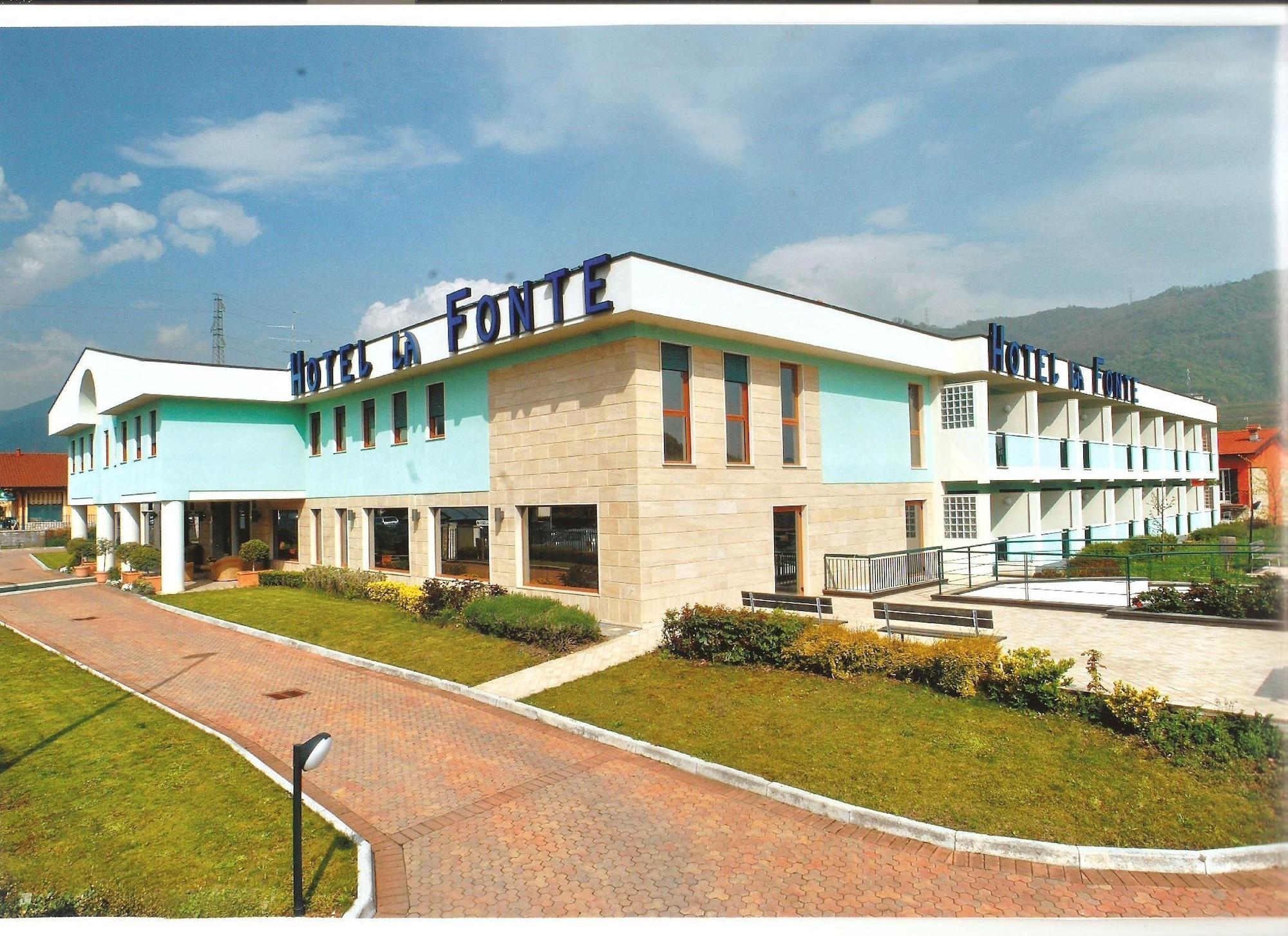 La Fonte Hotel Ome Екстер'єр фото